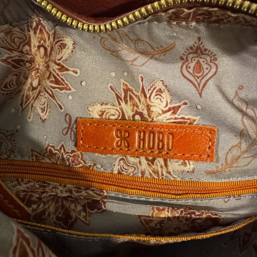 HOBO Mirage leather shoulder bag - Picture 14 of 16